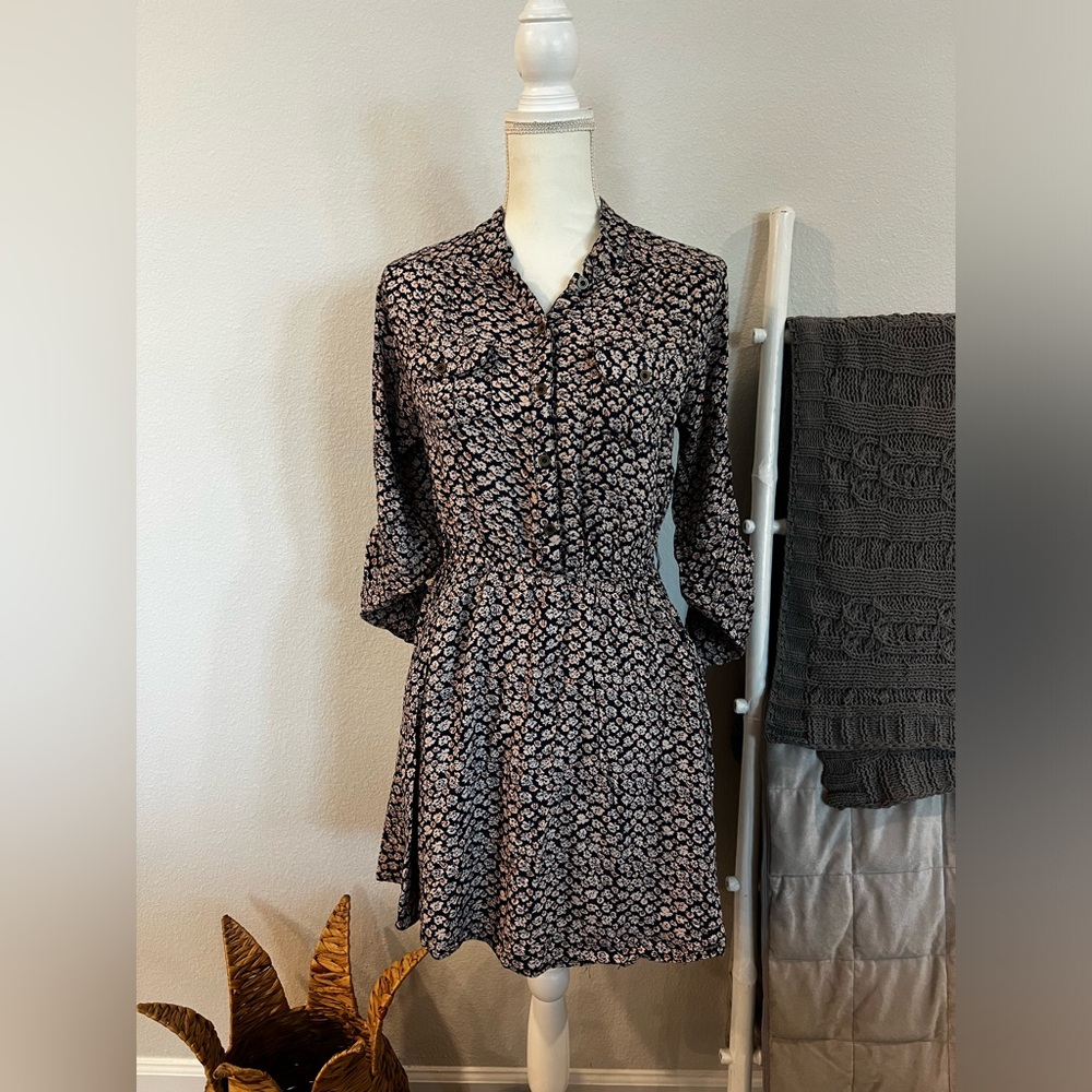 Angie 3/4 Sleeve Neutral Floral Dress w Pockets
